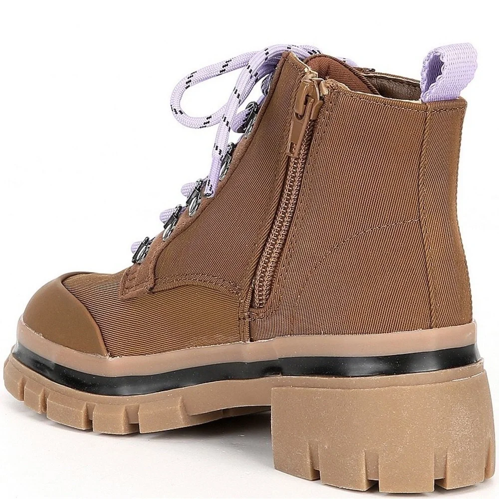 Steve Madden Girls JHuckle Lug Sole Hiker Boots Size 4